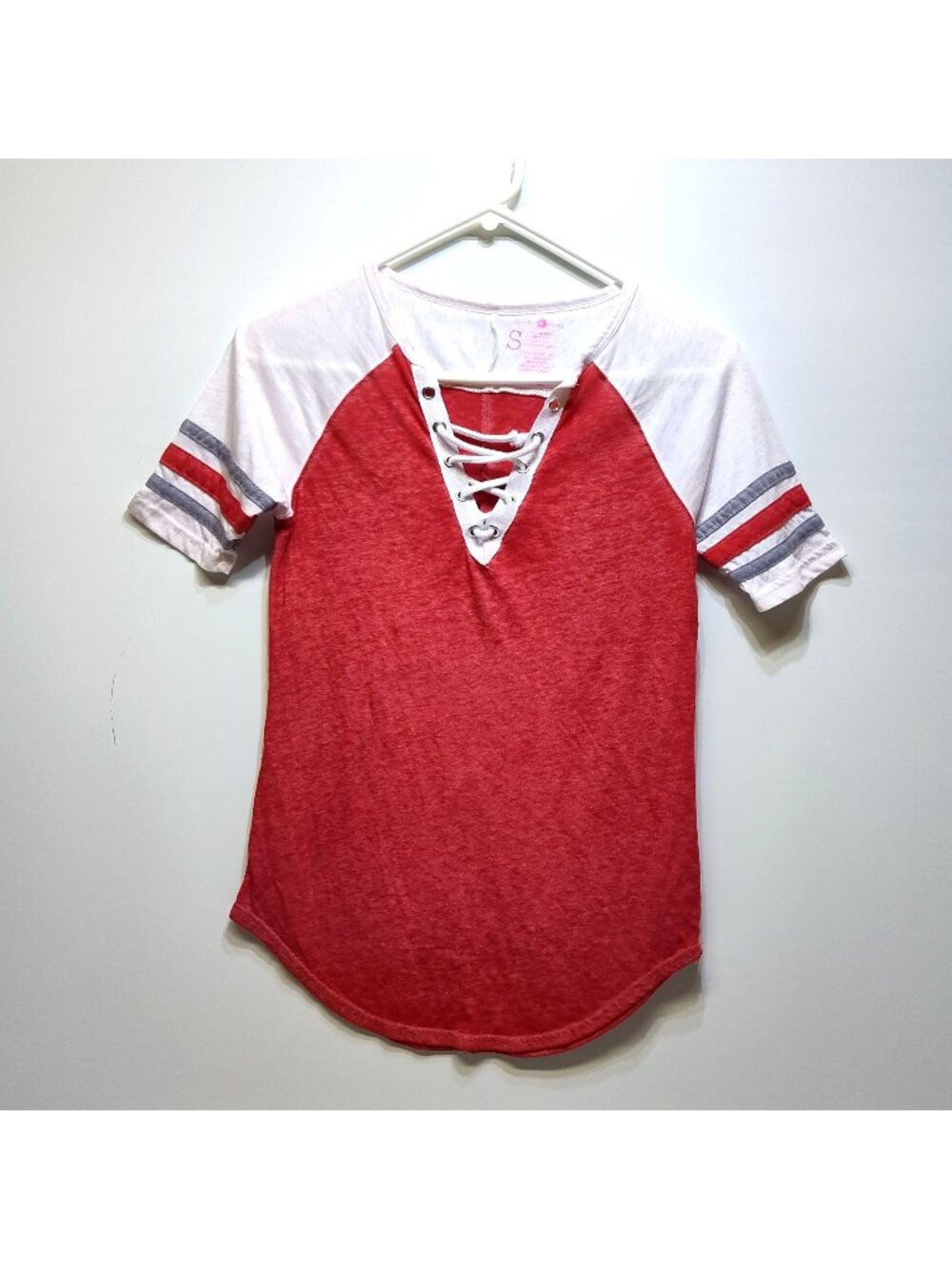 Wishful Park V-Neck Cage Neckline Raglan Short Sleeve Sheer Feel Women's Small